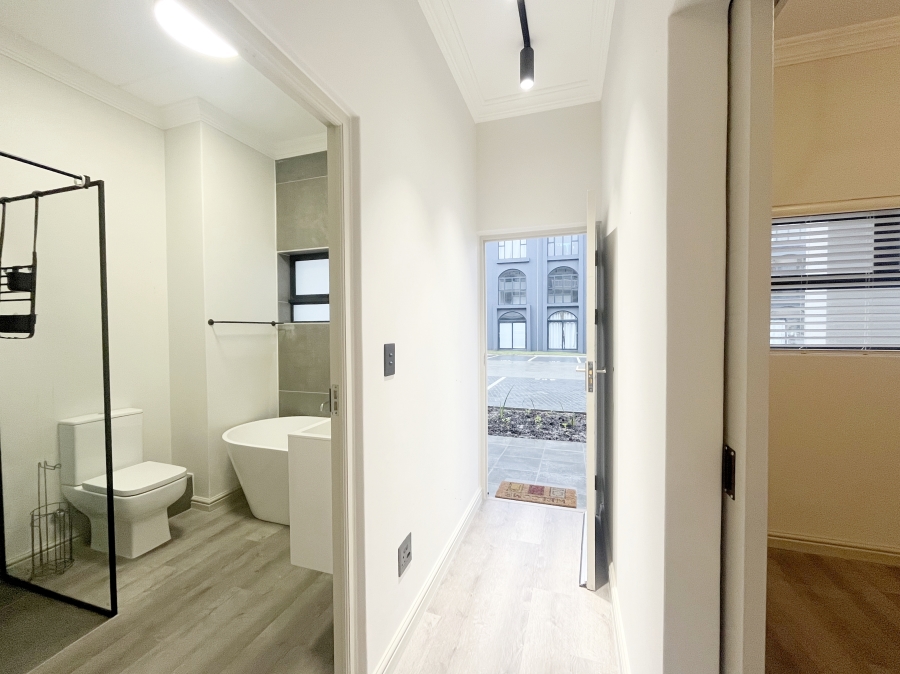 To Let 2 Bedroom Property for Rent in Brackenfell South Western Cape